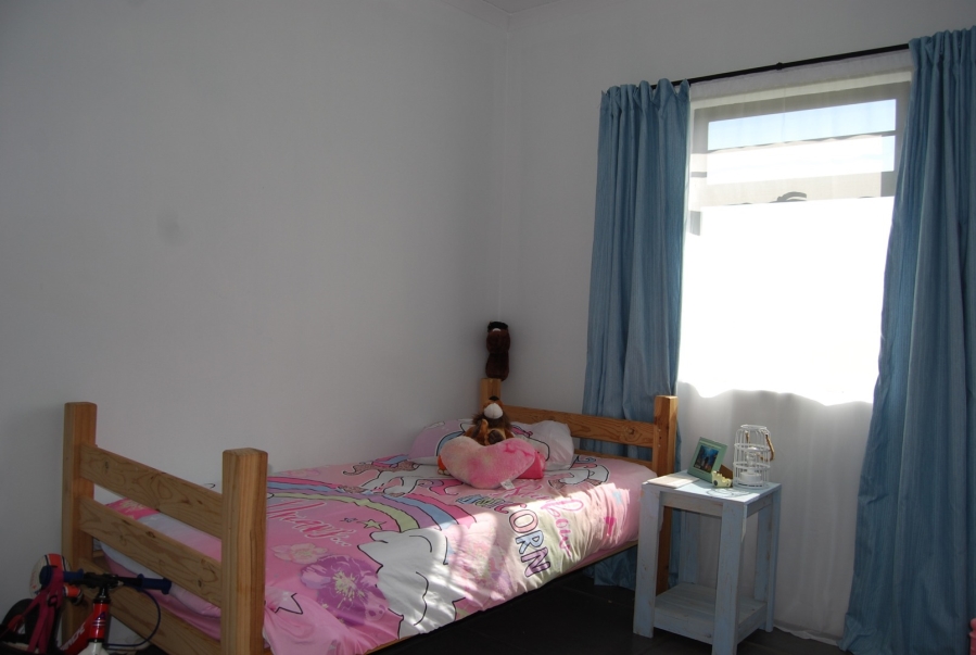 To Let 4 Bedroom Property for Rent in Country Club Western Cape